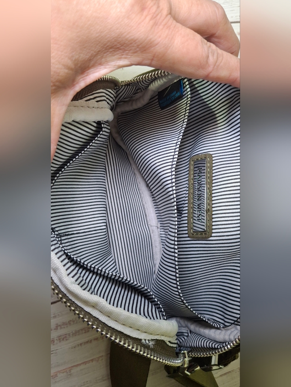 Madison West Belt Bag Crossbody Green Travel Festival Activewear - Picture 6 of 8